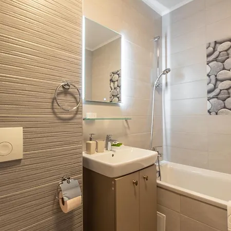 Mohost Lube - Modern Retreat With Mountain Views * Braşov